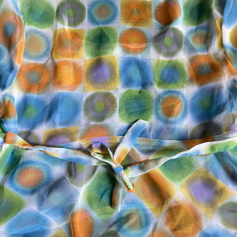Colorful Geometric Patterned Top - Picture 2 of 5